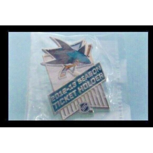 San Jose Sharks 2012-2013 Season Ticket Holder Pin  NHL®🦈 - Picture 1 of 2